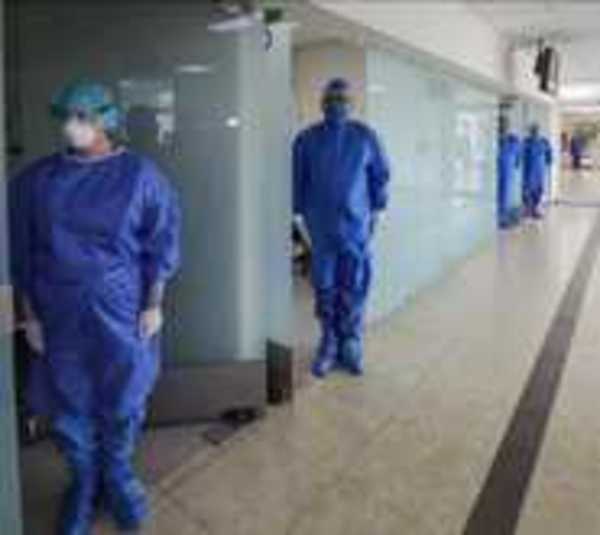 Círculo de Médicos exige no pasar a la fase 4 - Paraguay.com