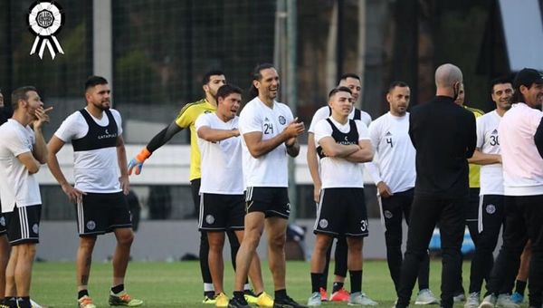 Pedro Balotta: “Paraguay tiene dos a tres equipos que marcan la diferencia, sin embargo las dificultades que tenemos giran en torno a lo estructural”