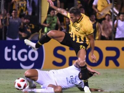 APF extiende vínculo con Tigo para la transmisión del fútbol