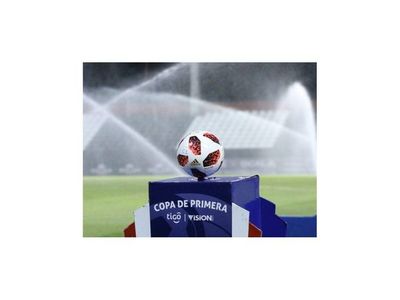 Suspenden partidos por casos de coronavirus en tres equipos de Primera División