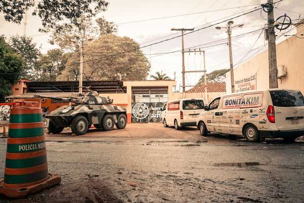 Guardiacárceles reciben alta y curva de contagios desciende en el penal de CDE