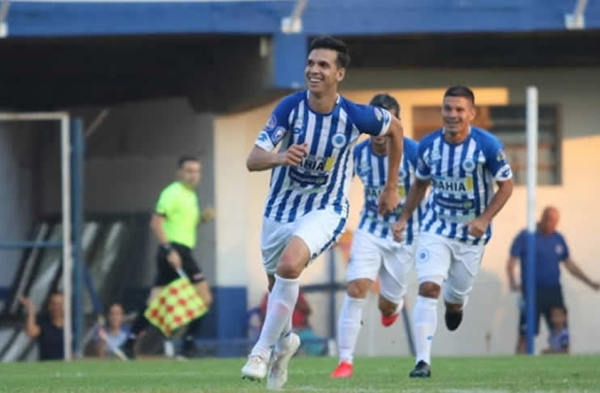 PZ dijo que no participó del "asadacho" del plantel del 12 de Octubre - Megacadena — Últimas Noticias de Paraguay
