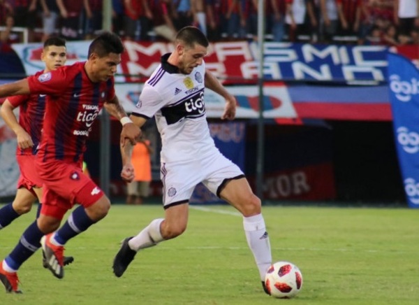 Estallan casos en el fútbol y todo indica que el Apertura no reiniciará
