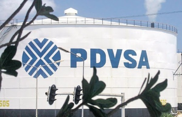 Deuda de Petropar con Pdvsa aumenta debido al alza del dólar y presiona sobre el precio del combustible