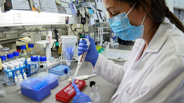 Quiénes son los dos fallecidos, por el coronavirus, del día de ayer