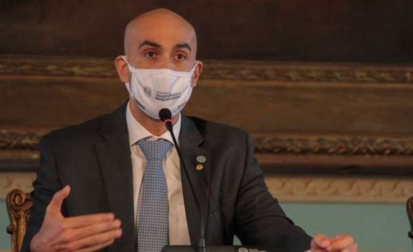 HOY / Mazzoleni ve "indicadores bastante inquietantes" para el avance de fase
