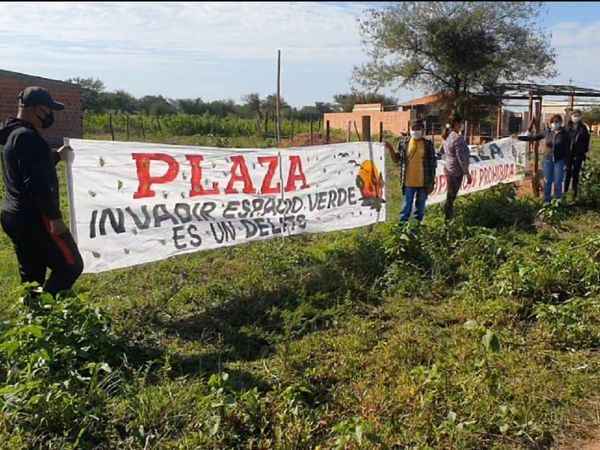 Denuncian que Municipalidad vendió espacios verdes