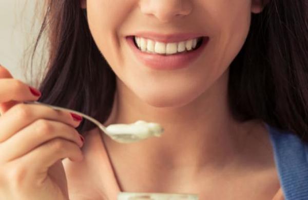 Esto es lo que le pasa a tu cuerpo cuando comes yogur - SNT