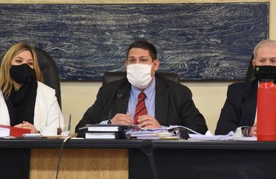 Camilo Soares, condenado a 5 años por una tragada de G. 943 millones - Política - ABC Color