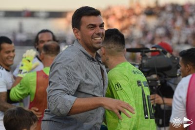 Hay protocolos para continuar con el fútbol, asegura Trovato · Radio Monumental 1080 AM