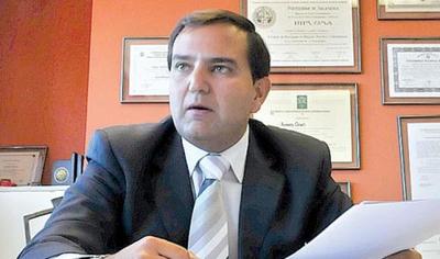 Abogado de Imedic y Eurotec afirma que Contrataciones Públicas no tiene competencia en licitación de compra de insumos » Ñanduti