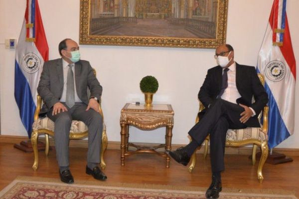 Paraguay y Brasil acuerdan buscar reactivar comercio fronterizo
