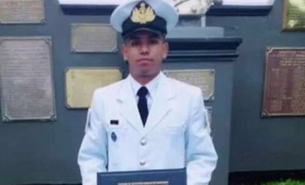 Fiscales imputan a 2 hombres por muerte de marino