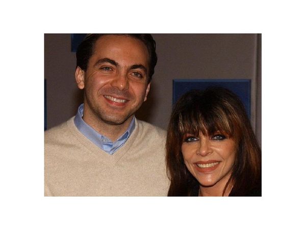 Cristian Castro admitió que golpeó a su mamá