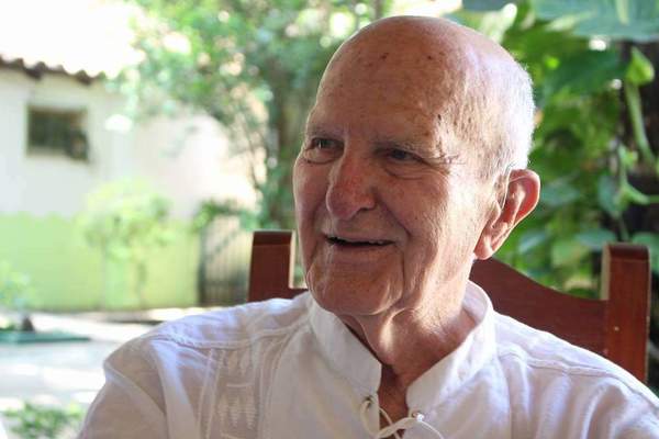Pa’i Oliva sobre las hidroeléctricas: “Si no perdemos, Dios mio, cómo nos van a robar los políticos paraguayos" » Ñanduti