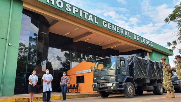 Dan negativo al COVID-19 los 60 funcionarios del Hospital de Luque - PARAGUAYPE.COM