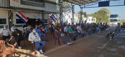 Otro grupo de compatriotas provenientes de Argentina ingresó a Paraguay