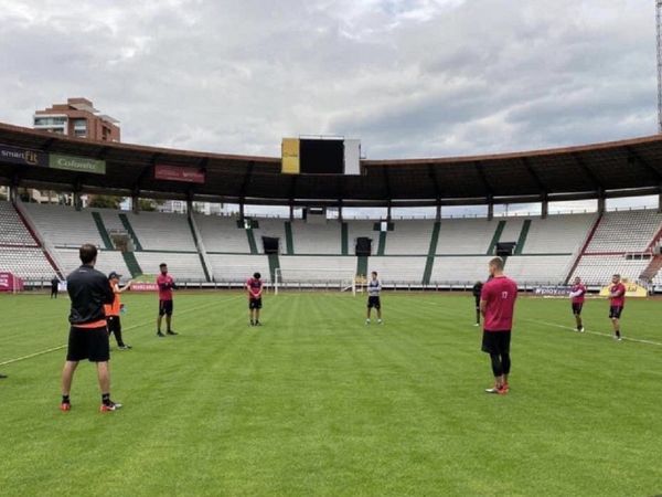 Una guerra abierta entre directivos ahonda la crisis del fútbol colombiano
