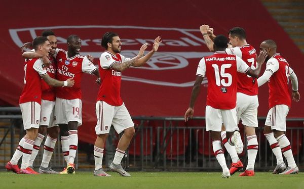 Arteta le da una lección a su maestro - Fútbol - ABC Color