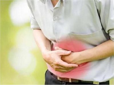 Alertan sobre daños por consumo excesivo de remedios yuyos