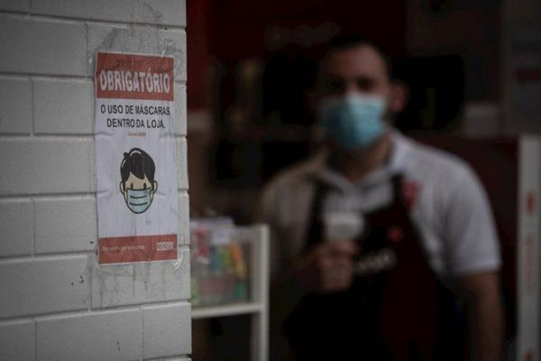 Brasil supera 78.000 muertos por Covid-19 y se acerca a 2,1 millones de casos