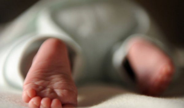 Recién nacida muere esperando ingresar a Terapia Intensiva