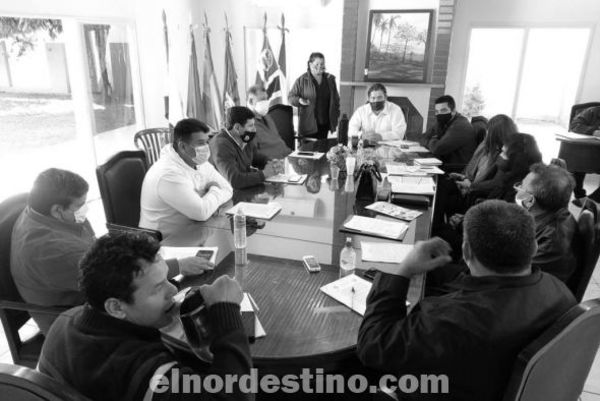 En la Junta Departamental de Amambay se gestionan trámites y se reciben reclamos acerca del servicio de la ANDE