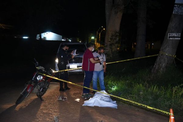 Conductor atropella mata a motociclista y se fuga en San Lorenzo - Nacionales - ABC Color