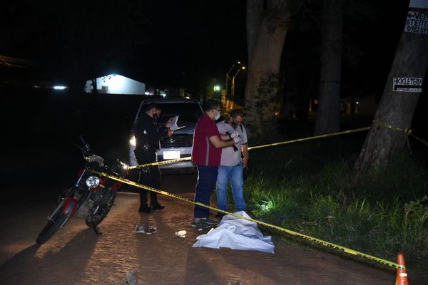 Conductor atropella mata a motociclista y se fuga en San Lorenzo - Nacionales - ABC Color