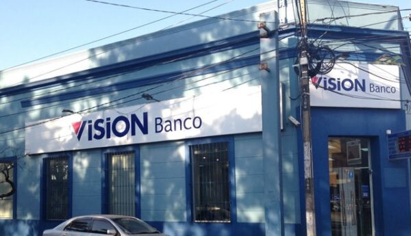 Banco cierra sucursal ante posible caso de Covid-19