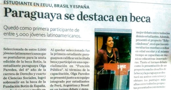 En vez de dar explicaciones se pasó repartiendo currículum