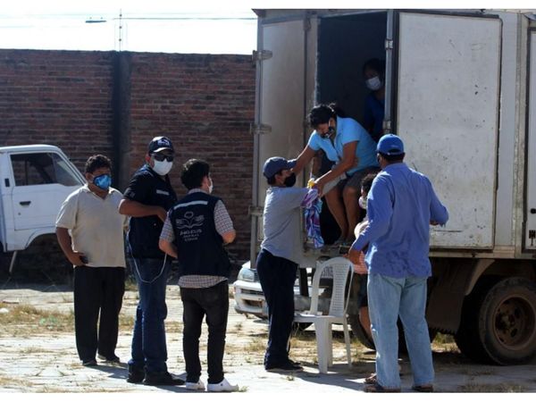 Los ángeles bolivianos contra el Covid-19 retoman su ayuda a los enfermos