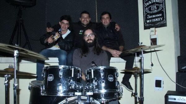 Vieja Espina cumple 10 años de rock y anuncia nuevo disco