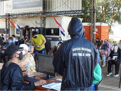 Cónsul paraguayo urge ingreso de connacionales varados en Argentina