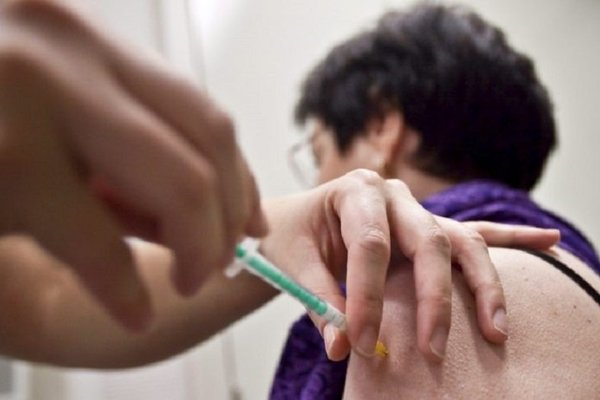 "Es segura" la vacuna contra covid-19 de Universidad de Oxford | Noticias Paraguay