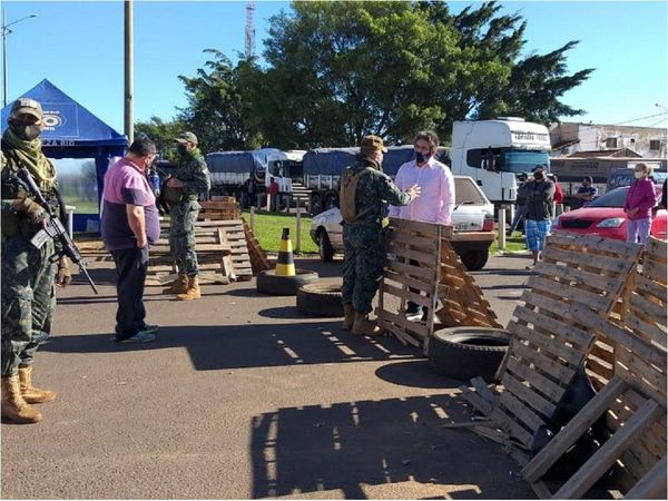 Exigen solución para comercio de frontera en Pedro Juan Caballero