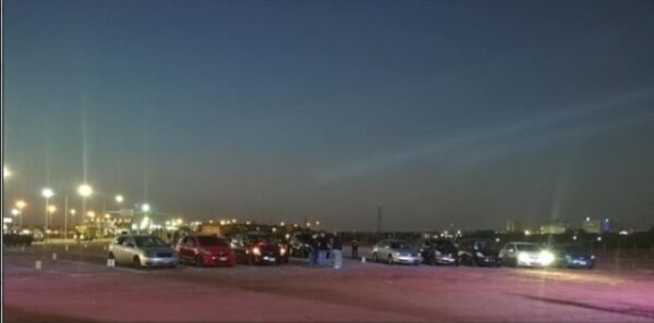 Autoteatro Show en la Costanera a bocinazos
