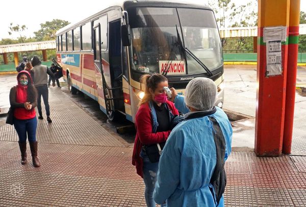 Profesional recomienda medir la temperatura corporal en la frente