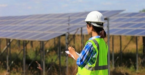 Accedé a la beca para mujeres con interés en la transición energética