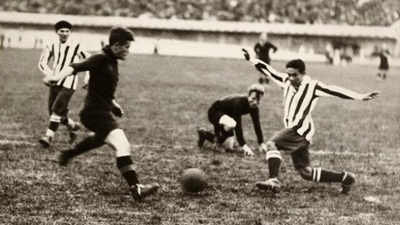 La primera victoria y el primer gol de Paraguay en los Mundiales