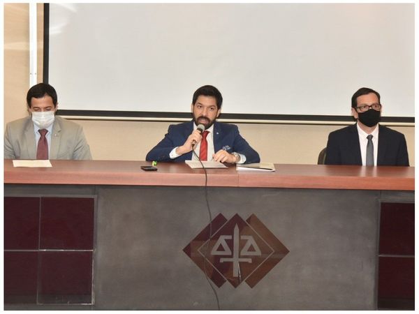 Fiscalía presume que clan Ferreira introdujo insumos de manera ilegal
