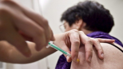 “Es segura” la vacuna contra covid-19 de Universidad de Oxford