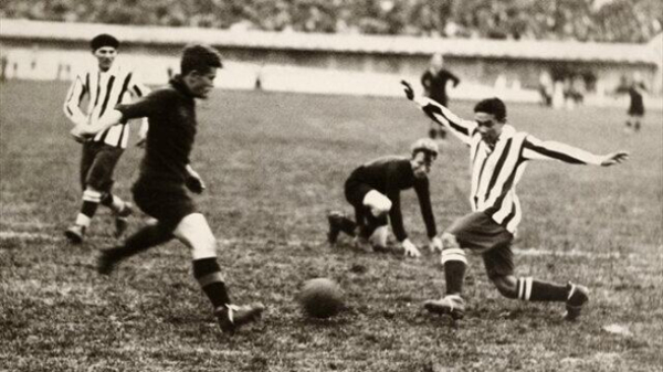 Julio Samaniego nos presenta una celebración histórica