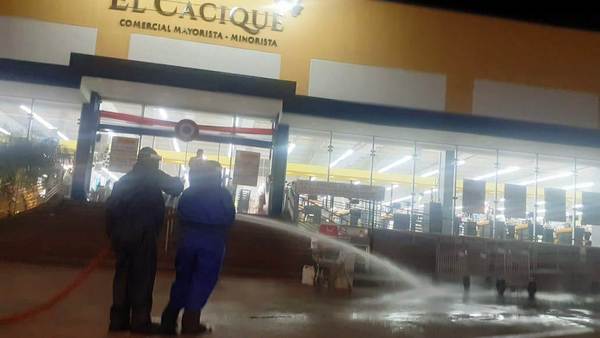 Covid-19: Desinfección en Cacique de Areguá • Luque Noticias
