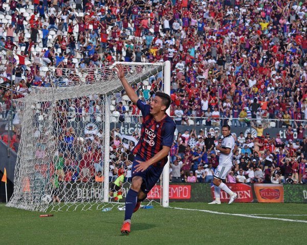 Los cinco futbolistas paraguayos que debutaron en primera antes de los 16 años - Megacadena — Últimas Noticias de Paraguay