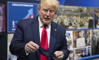 HOY / Trump ahora dice que llevar mascarillas es "patriótico"