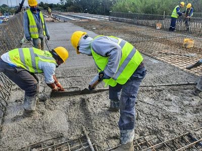 Crean plataforma de ofertas laborales en obras viales