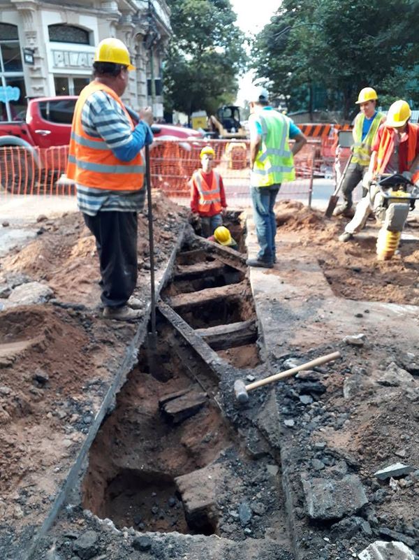 Desde hoy clausuran un tramo de la calle Estados Unidos por obras cloacales  - Nacionales - ABC Color