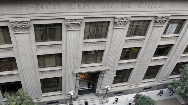 Plan gradual para desconfinamiento en Chile
