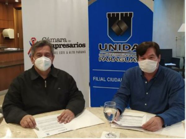 Convenio entre la UNIDA y la Cámara de Empresarios